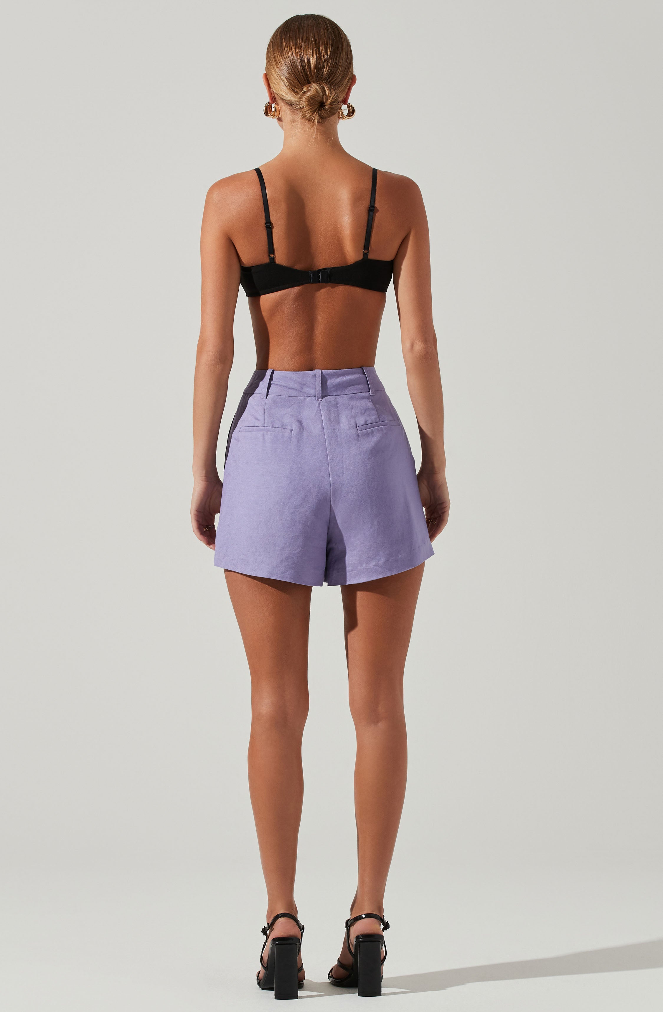 Amiah Seamed High Waist Shorts