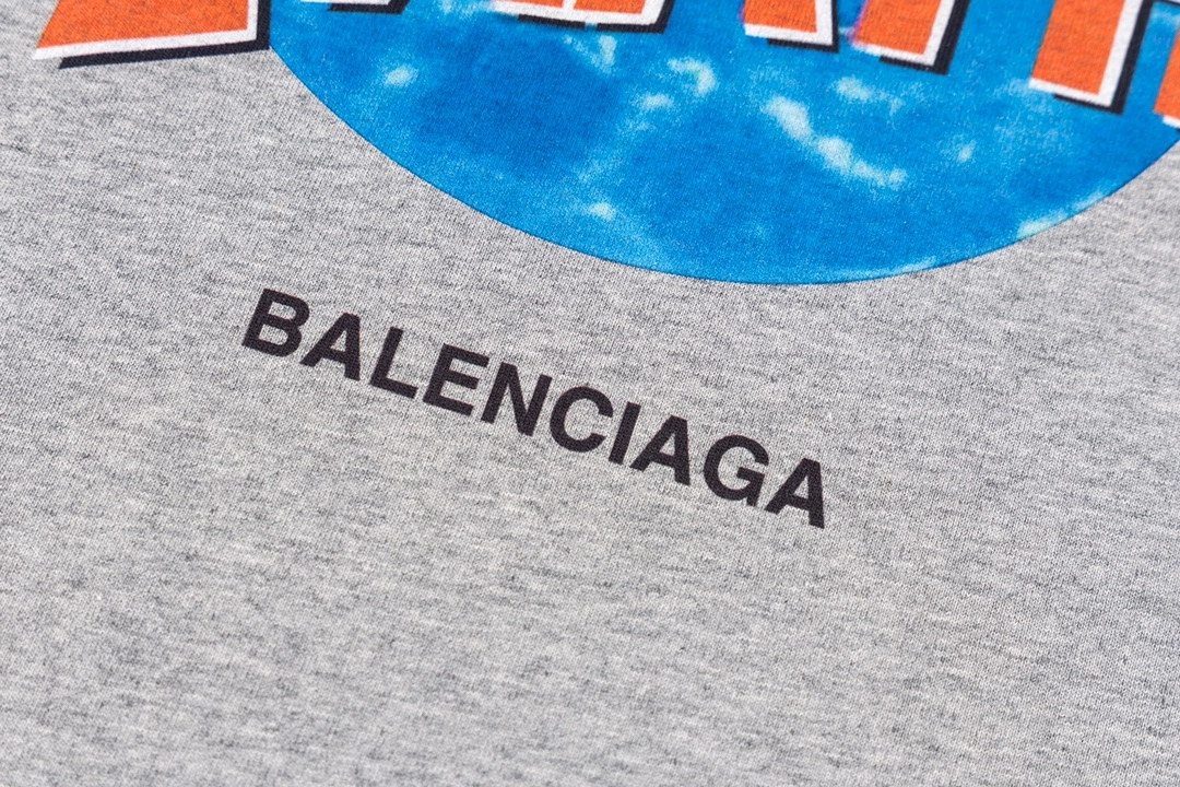 Balenciaga environmentally friendly earth design logo short-sleeved T-shirt Gery 3.29