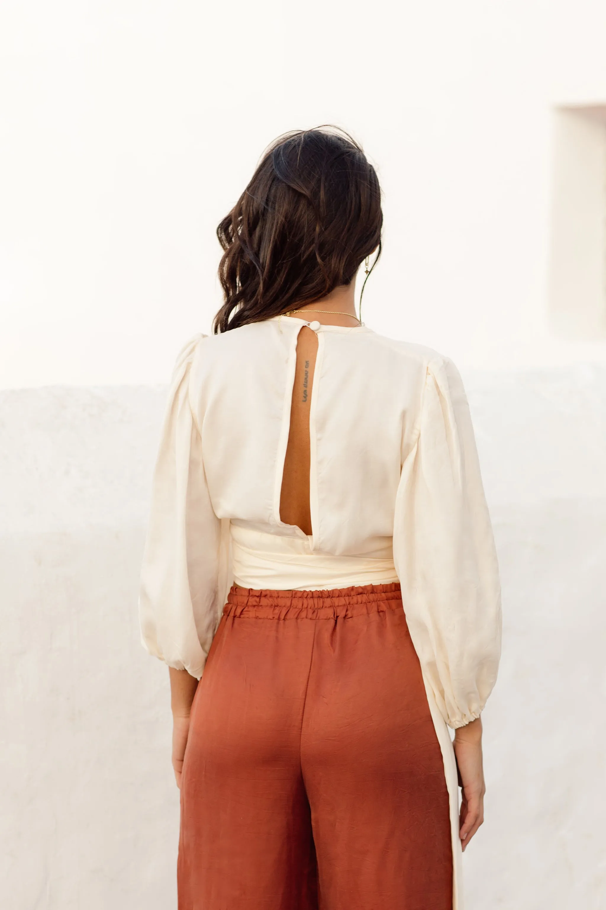 Ellie Wrap top Sand