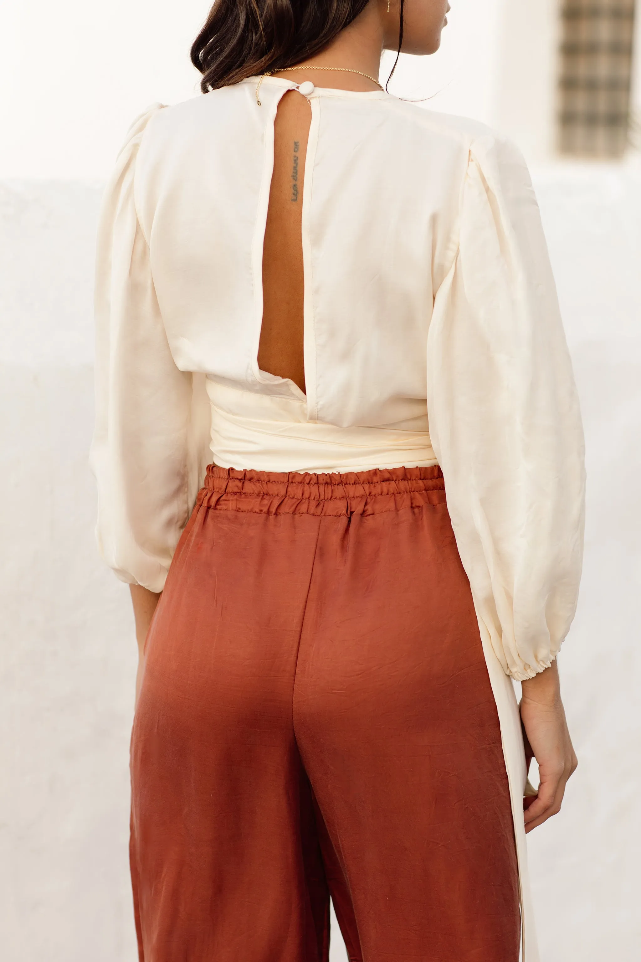 Ellie Wrap top Sand