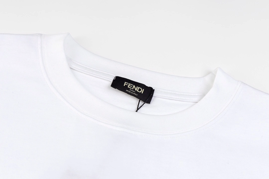 Fendi 24SS 3D printed letter logo short-sleeved T-shirt White 3.6