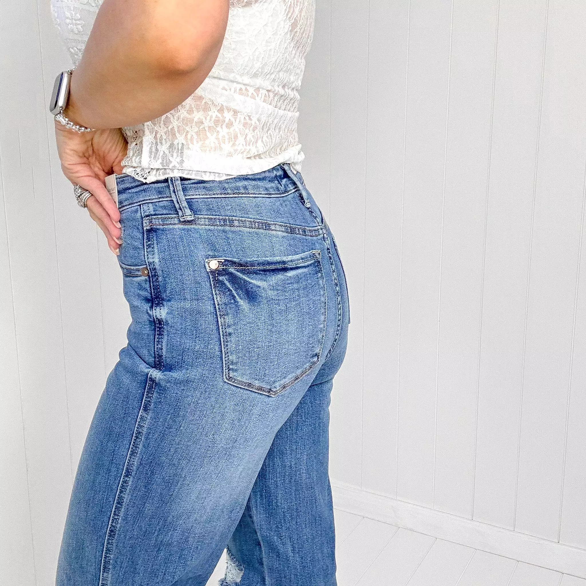 Judy Blue Dreamy Decade Tummy Control 90s Straight Leg Jeans