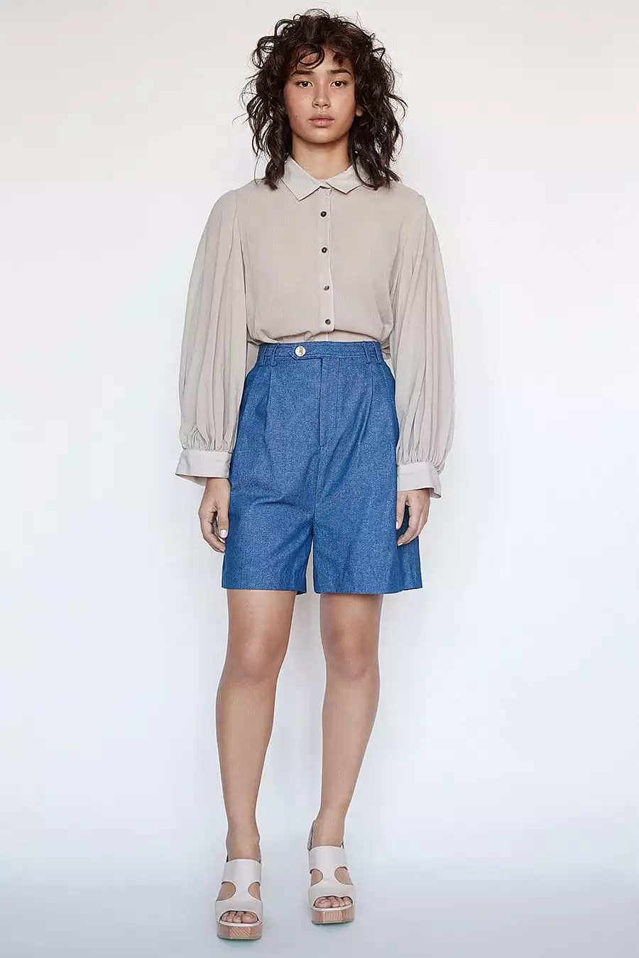 Mae Short in Cotton Twill