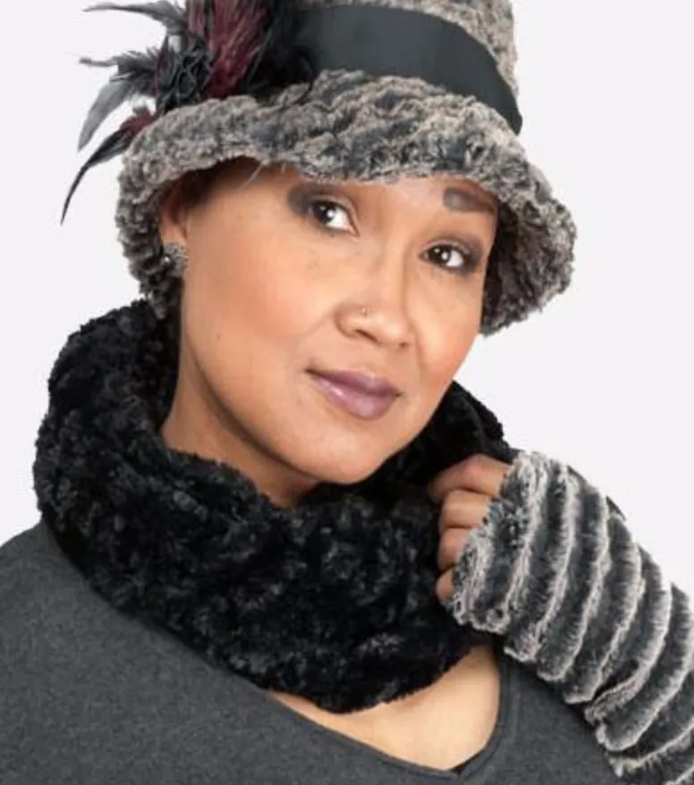 Pandemonium faux fur neck-warmer scarf